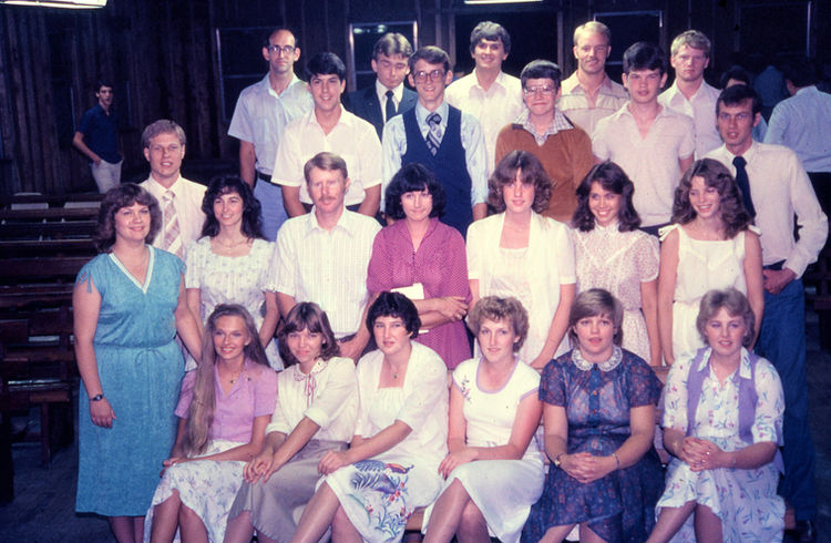 This image has an empty alt attribute; its file name is file.jpg